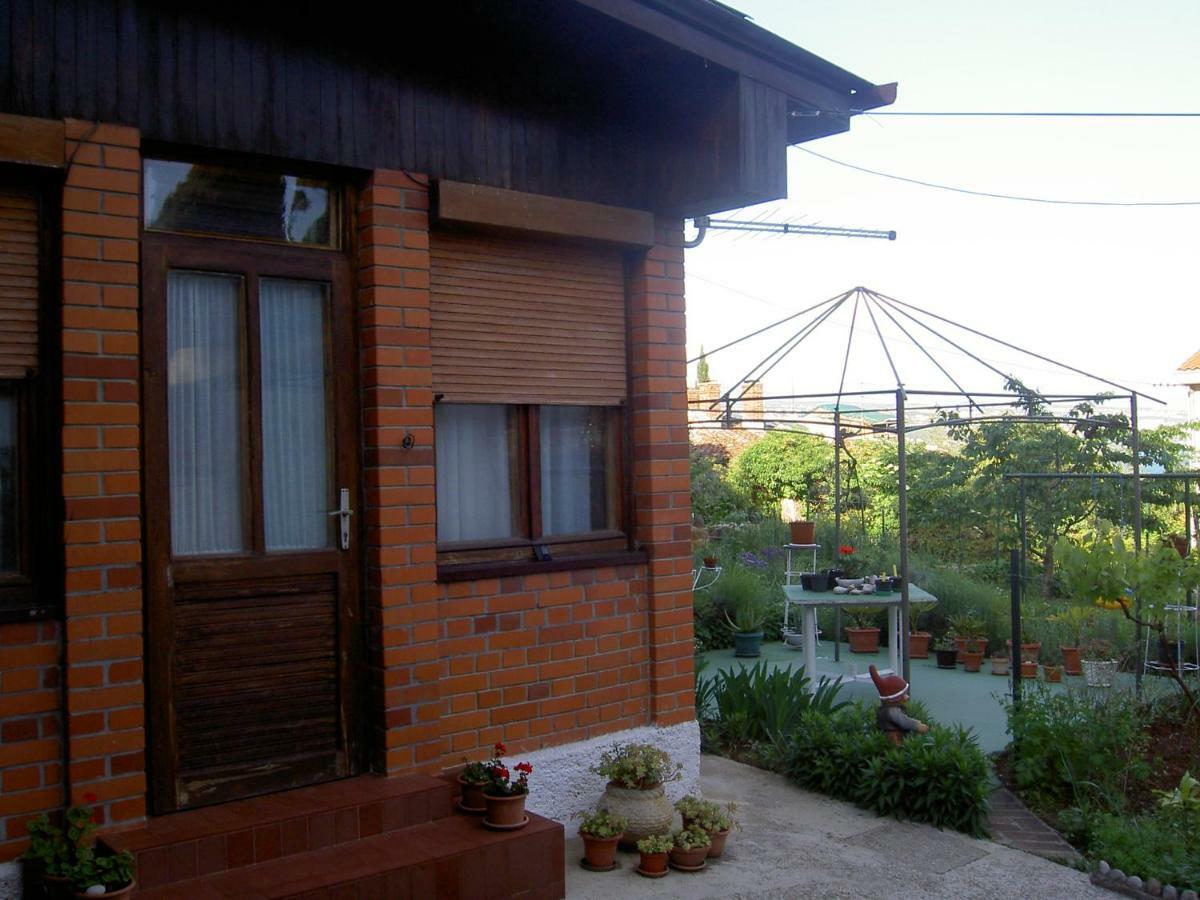 Appartement Apartman Thea à Opatija Extérieur photo
