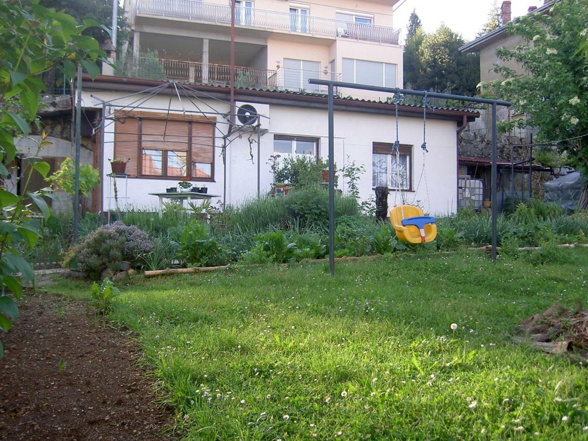 Appartement Apartman Thea à Opatija Extérieur photo